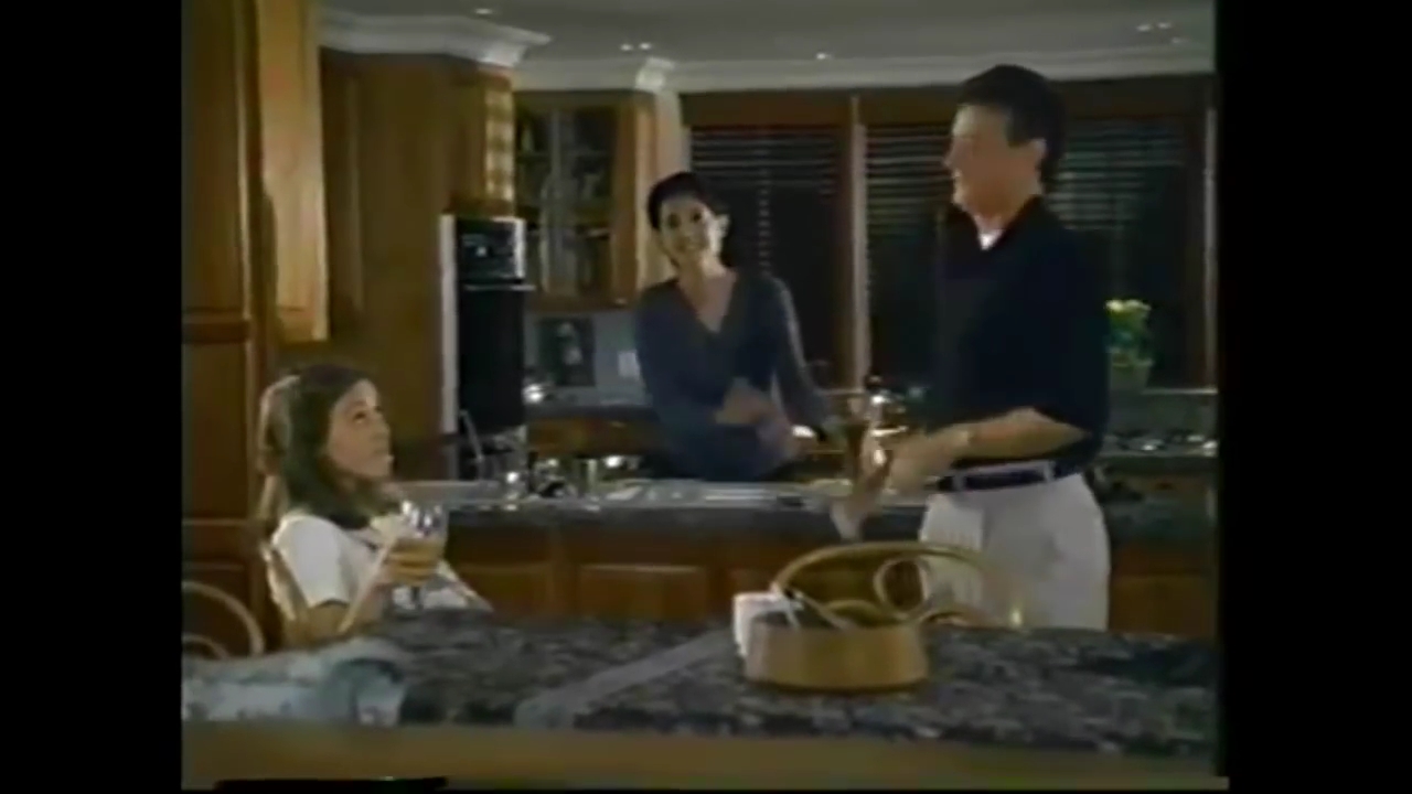 Charmed-Online-dot-NL_TheSurrogate1281.jpg