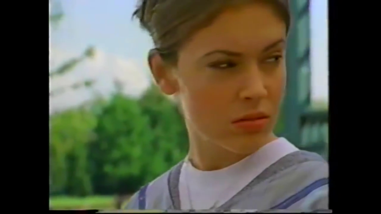 Charmed-Online-dot-NL_TheSurrogate1531.jpg