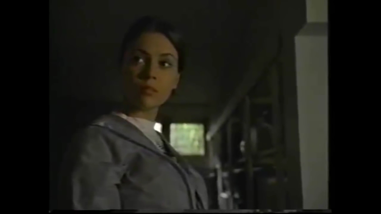 Charmed-Online-dot-NL_TheSurrogate1534.jpg