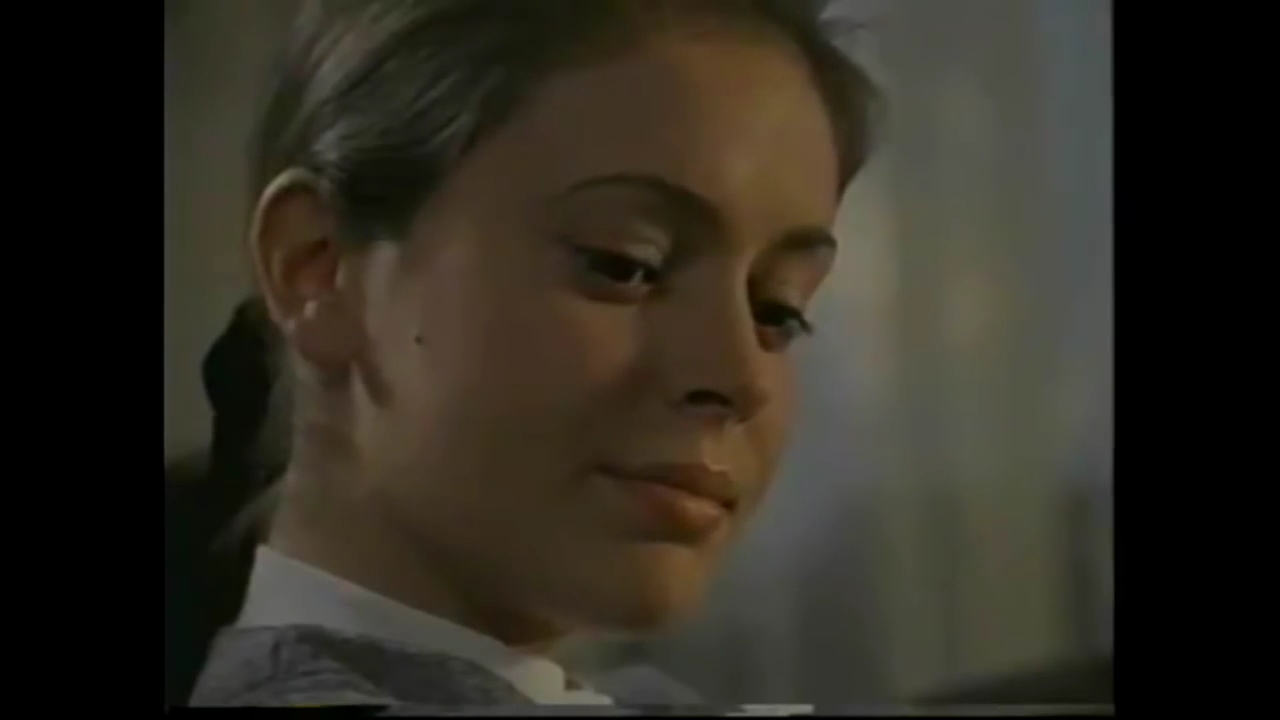 Charmed-Online-dot-NL_TheSurrogate2718.jpg