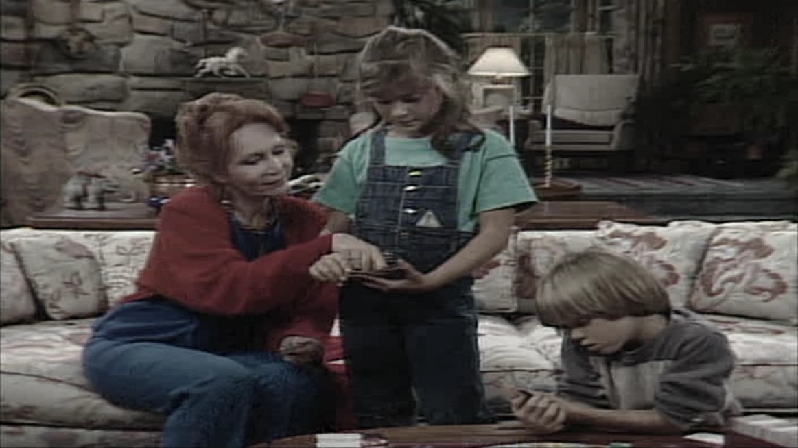 Charmed-Online_dot_nl-WhosTheBoss-S1-1022.jpg Charmed-Online_dot_nl-WhosTheBoss-S1-1022.jpg