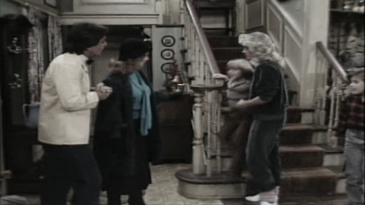 Charmed-Online_dot_nl-WhosTheBoss-S1-2256.jpg