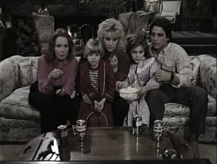 charmed-online_dot_nl-WhosTheBoss1x17-0308.jpg charmed-online_dot_nl-WhosTheBoss1x17-0308.jpg