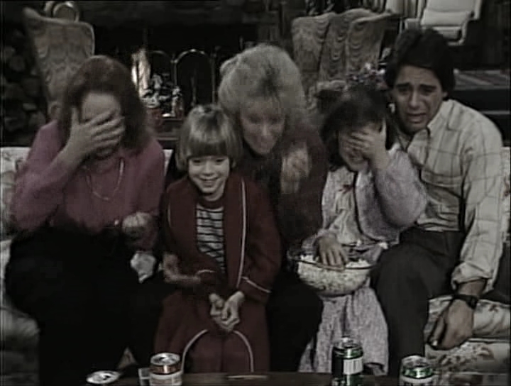 charmed-online_dot_nl-WhosTheBoss1x17-0318.jpg charmed-online_dot_nl-WhosTheBoss1x17-0318.jpg