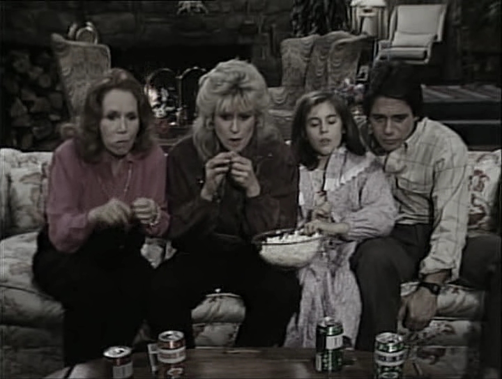 charmed-online_dot_nl-WhosTheBoss1x17-0331.jpg charmed-online_dot_nl-WhosTheBoss1x17-0331.jpg