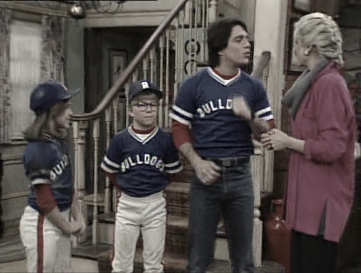 charmed-online_dot_nl-WhosTheBoss1x18-0122.jpg charmed-online_dot_nl-WhosTheBoss1x18-0122.jpg