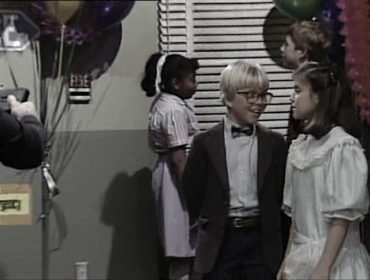 charmed-online_dot_nl-WhosTheBoss1x18-0492.jpg charmed-online_dot_nl-WhosTheBoss1x18-0492.jpg