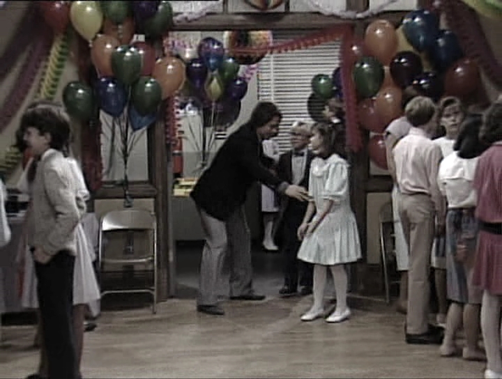 charmed-online_dot_nl-WhosTheBoss1x18-0497.jpg charmed-online_dot_nl-WhosTheBoss1x18-0497.jpg