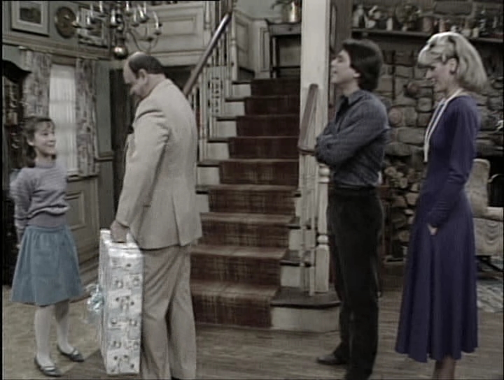 charmed-online_dot_nl-WhosTheBoss1x19-0224.jpg charmed-online_dot_nl-WhosTheBoss1x19-0224.jpg