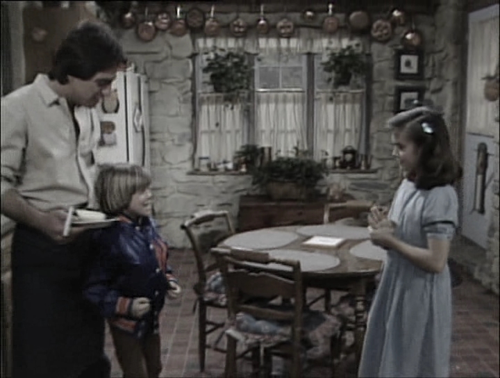 charmed-online_dot_nl-WhosTheBoss1x20-0113.jpg charmed-online_dot_nl-WhosTheBoss1x20-0113.jpg