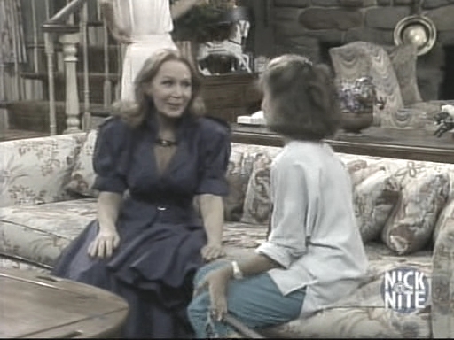 charmed-online_dot_nl-WhosTheBoss2x01-0141.jpg charmed-online_dot_nl-WhosTheBoss2x01-0141.jpg