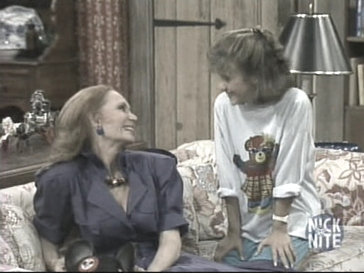 charmed-online_dot_nl-WhosTheBoss2x01-0183.jpg charmed-online_dot_nl-WhosTheBoss2x01-0183.jpg