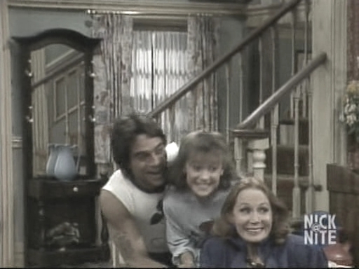 charmed-online_dot_nl-WhosTheBoss2x01-0266.jpg charmed-online_dot_nl-WhosTheBoss2x01-0266.jpg