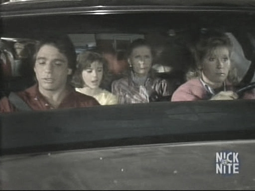 charmed-online_dot_nl-WhosTheBoss2x01-0283.jpg