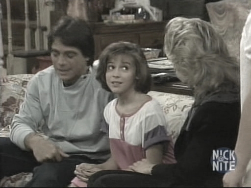 charmed-online_dot_nl-WhosTheBoss2x03-1019.jpg charmed-online_dot_nl-WhosTheBoss2x03-1019.jpg