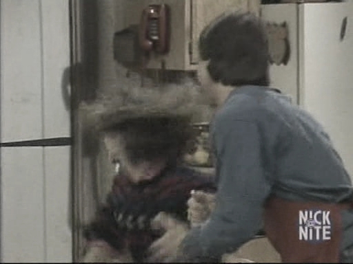 charmed-online_dot_nl-WhosTheBoss2x06-0253.jpg charmed-online_dot_nl-WhosTheBoss2x06-0253.jpg