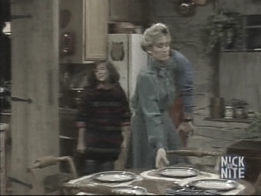 charmed-online_dot_nl-WhosTheBoss2x06-0266.jpg charmed-online_dot_nl-WhosTheBoss2x06-0266.jpg