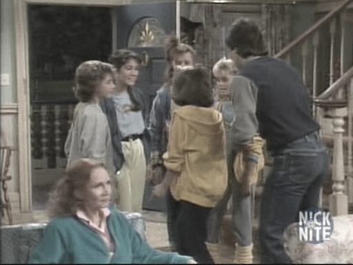 charmed-online_dot_nl-WhosTheBoss2x13-0115.jpg charmed-online_dot_nl-WhosTheBoss2x13-0115.jpg