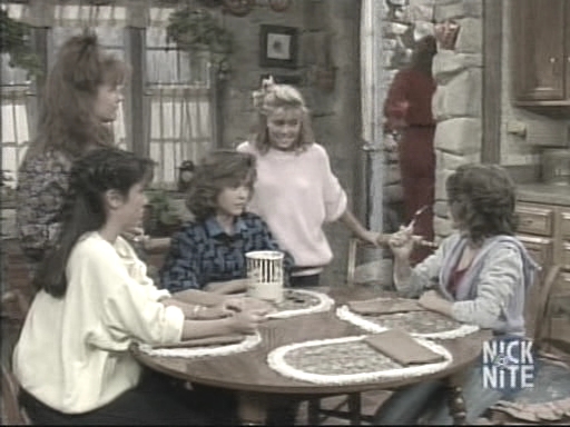 charmed-online_dot_nl-WhosTheBoss2x13-1077.jpg charmed-online_dot_nl-WhosTheBoss2x13-1077.jpg