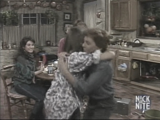 charmed-online_dot_nl-WhosTheBoss2x16-0771.jpg charmed-online_dot_nl-WhosTheBoss2x16-0771.jpg