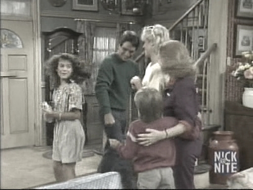 Charmed-online_dot_nl-WhosTheBoss3x03-1047.jpg Charmed-online_dot_nl-WhosTheBoss3x03-1047.jpg