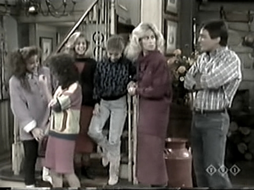 Charmed-online_dot_nl-WhosTheBoss3x05-0087.jpg Charmed-online_dot_nl-WhosTheBoss3x05-0087.jpg