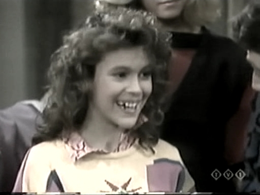 Charmed-online_dot_nl-WhosTheBoss3x05-0124.jpg Charmed-online_dot_nl-WhosTheBoss3x05-0124.jpg