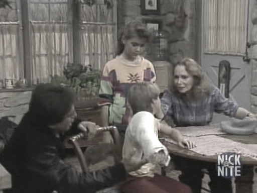 Charmed-online_dot_nl-WhosTheBoss3x07-0660.jpg Charmed-online_dot_nl-WhosTheBoss3x07-0660.jpg