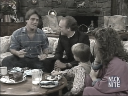 Charmed-online_dot_nl-WhosTheBoss3x09-0477.jpg Charmed-online_dot_nl-WhosTheBoss3x09-0477.jpg