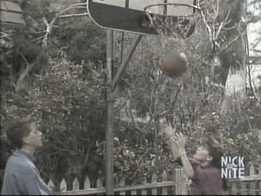 Charmed-online_dot_nl-WhosTheBoss3x10-0800.jpg Charmed-online_dot_nl-WhosTheBoss3x10-0800.jpg