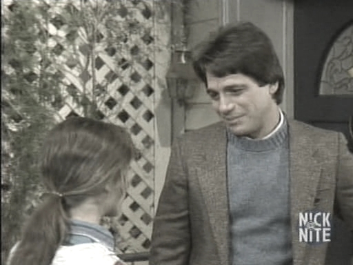 Charmed-online_dot_nl-WhosTheBoss3x12-1114.jpg Charmed-online_dot_nl-WhosTheBoss3x12-1114.jpg