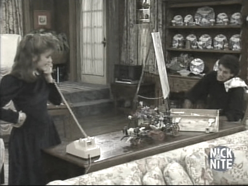 Charmed-online_dot_nl-WhosTheBoss3x14-0071.jpg Charmed-online_dot_nl-WhosTheBoss3x14-0071.jpg