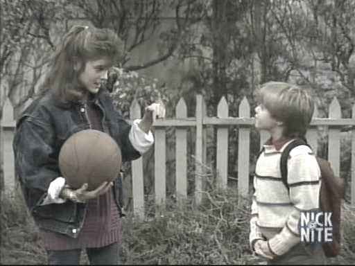 Charmed-online_dot_nl-WhosTheBoss3x14-0422.jpg Charmed-online_dot_nl-WhosTheBoss3x14-0422.jpg