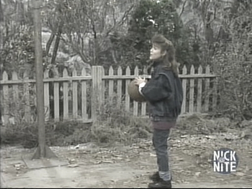 Charmed-online_dot_nl-WhosTheBoss3x14-0434.jpg Charmed-online_dot_nl-WhosTheBoss3x14-0434.jpg