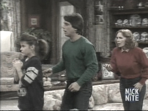 Charmed-online_dot_nl-WhosTheBoss3x15-0455.jpg Charmed-online_dot_nl-WhosTheBoss3x15-0455.jpg