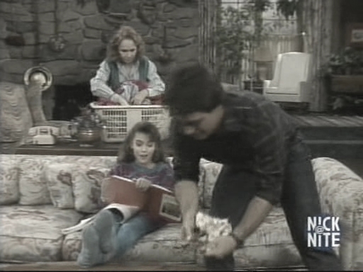 Charmed-online_dot_nl-WhosTheBoss3x18-0023.jpg Charmed-online_dot_nl-WhosTheBoss3x18-0023.jpg