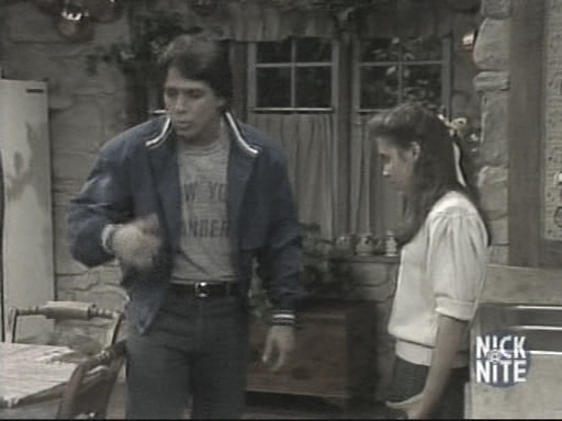 Charmed-online_dot_nl-WhosTheBoss4x02-0943.jpg Charmed-online_dot_nl-WhosTheBoss4x02-0943.jpg