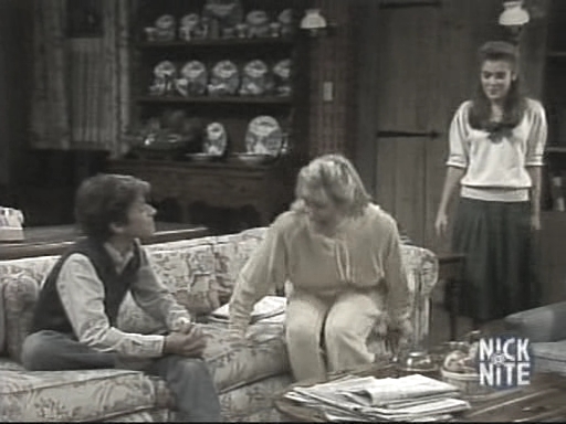 Charmed-online_dot_nl-WhosTheBoss4x02-1039.jpg Charmed-online_dot_nl-WhosTheBoss4x02-1039.jpg