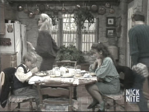 Charmed-online_dot_nl-WhosTheBoss4x11-0459.jpg Charmed-online_dot_nl-WhosTheBoss4x11-0459.jpg