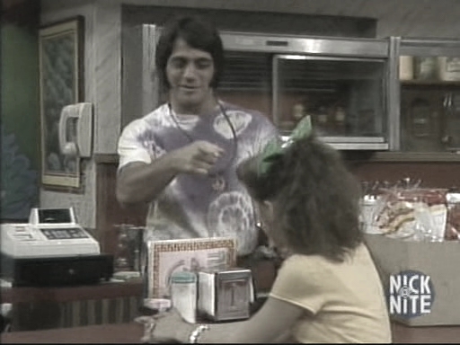 Charmed-online_dot_nl-WhosTheBoss4x12-0818.jpg Charmed-online_dot_nl-WhosTheBoss4x12-0818.jpg