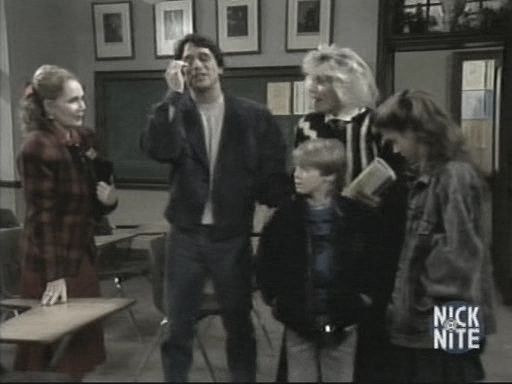 Charmed-online_dot_nl-WhosTheBoss4x17-0234.jpg Charmed-online_dot_nl-WhosTheBoss4x17-0234.jpg