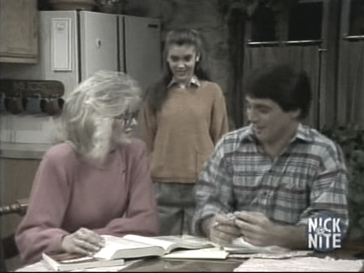 Charmed-online_dot_nl-WhosTheBoss4x17-0467.jpg Charmed-online_dot_nl-WhosTheBoss4x17-0467.jpg