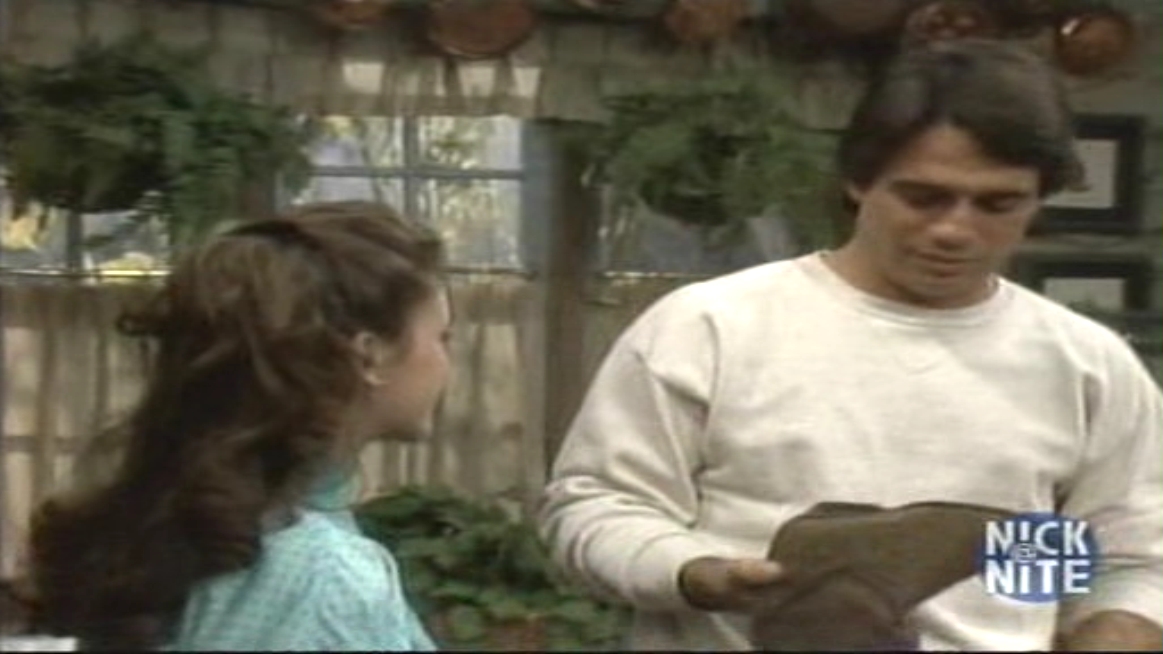 Charmed-Online_dot_nl_WhosTheBoss4x20-0841.jpg Charmed-Online_dot_nl_WhosTheBoss4x20-0841.jpg