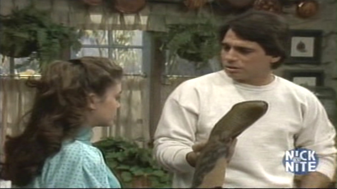 Charmed-Online_dot_nl_WhosTheBoss4x20-0845.jpg Charmed-Online_dot_nl_WhosTheBoss4x20-0845.jpg