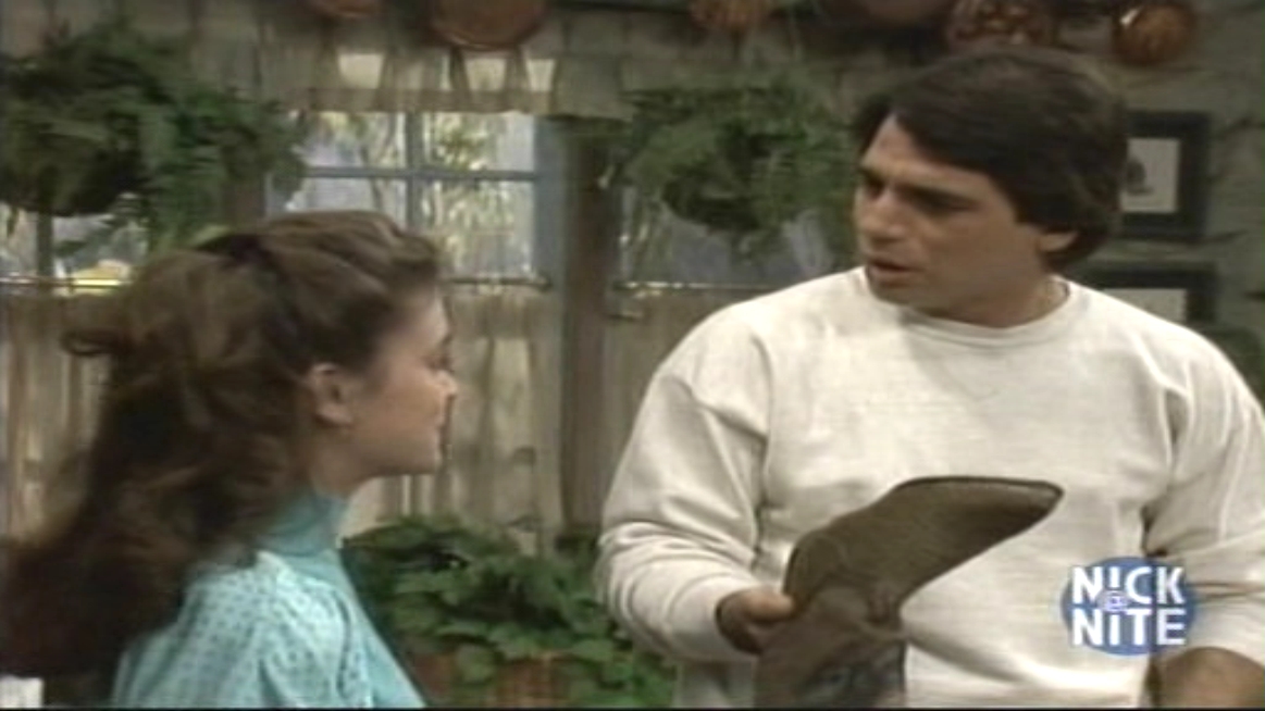 Charmed-Online_dot_nl_WhosTheBoss4x20-0849.jpg Charmed-Online_dot_nl_WhosTheBoss4x20-0849.jpg