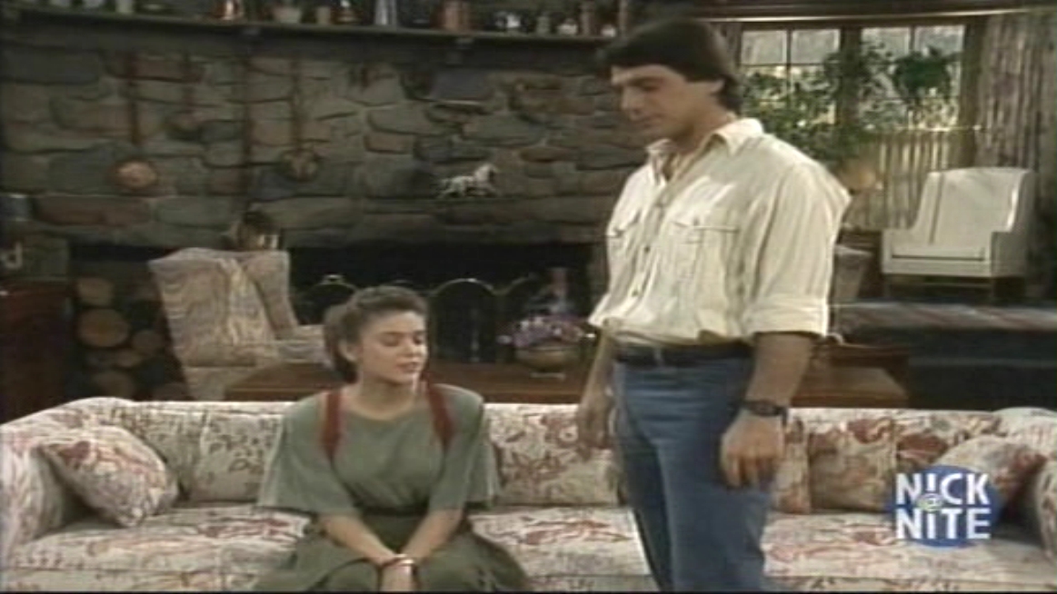 Charmed-Online_dot_nl_WhosTheBoss4x20-1070.jpg Charmed-Online_dot_nl_WhosTheBoss4x20-1070.jpg