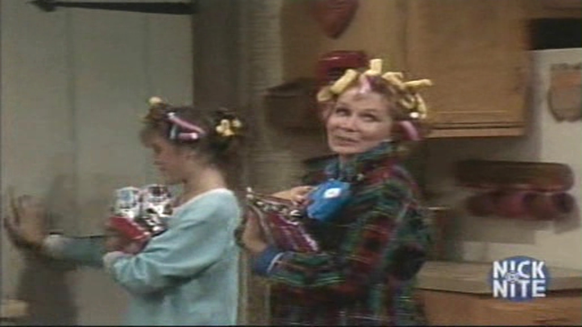 Charmed-Online_dot_nl_WhosTheBoss4x23-0353.jpg Charmed-Online_dot_nl_WhosTheBoss4x23-0353.jpg