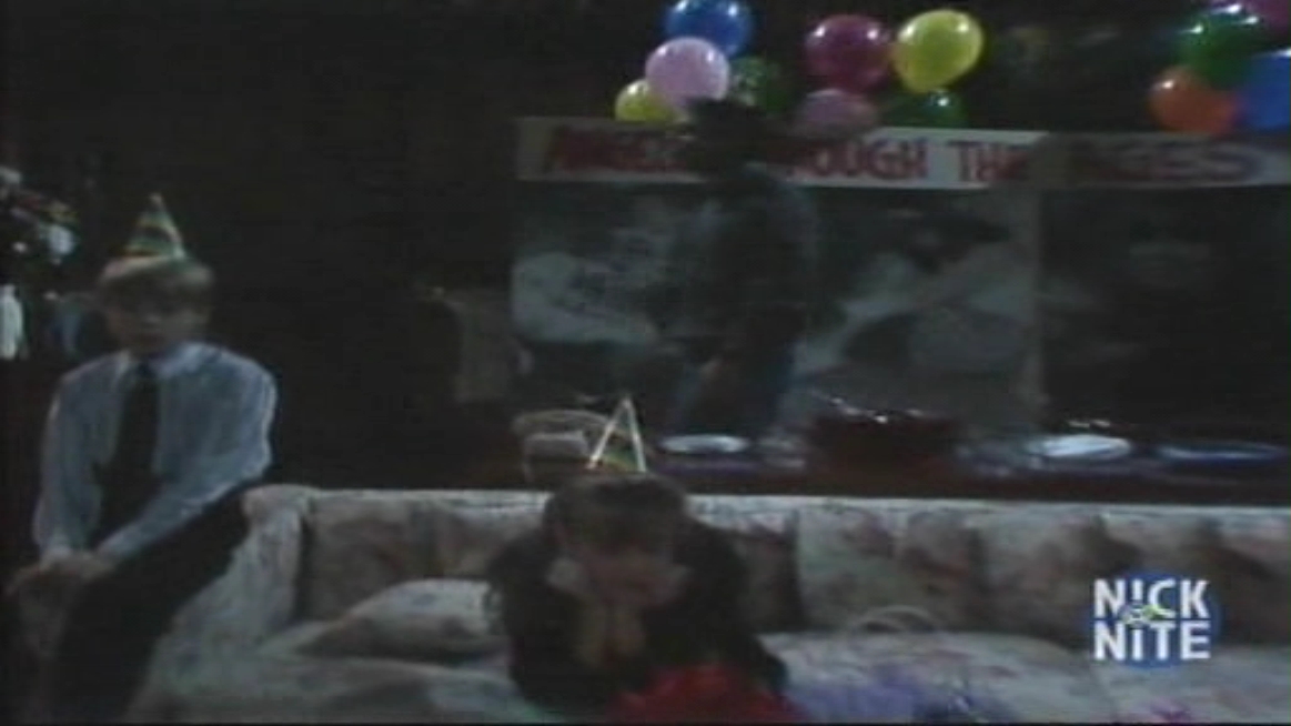 Charmed-Online_dot_nl_WhosTheBoss4x23-0726.jpg Charmed-Online_dot_nl_WhosTheBoss4x23-0726.jpg