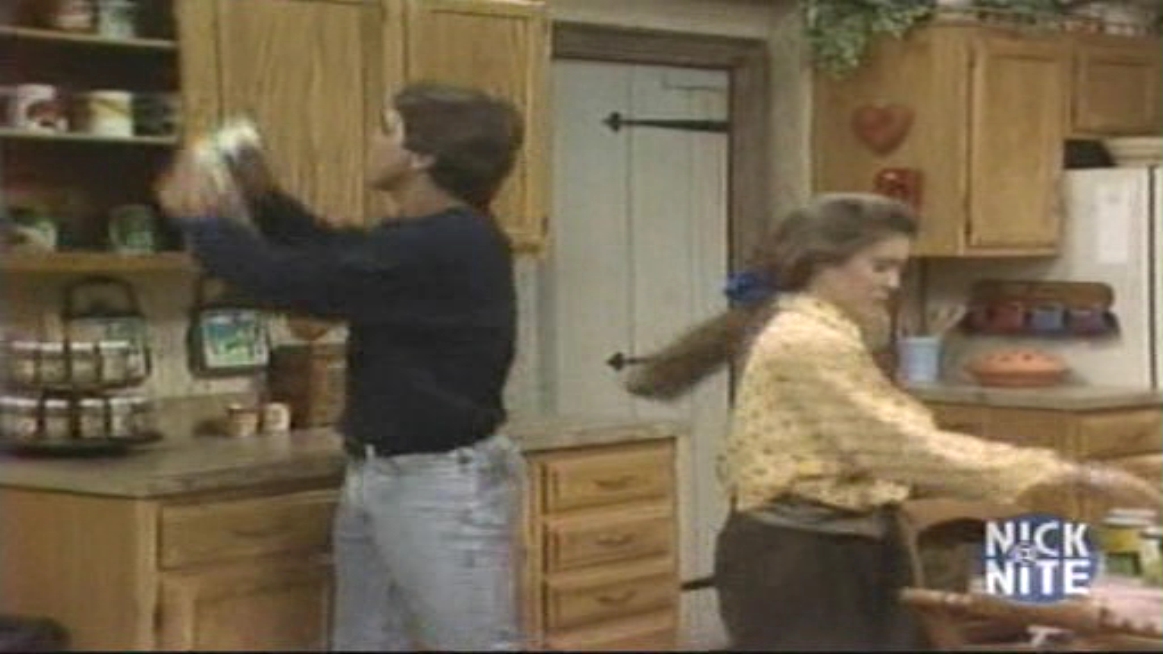 Charmed-Online_dot_nl_WhosTheBoss5x01-0226.jpg Charmed-Online_dot_nl_WhosTheBoss5x01-0226.jpg