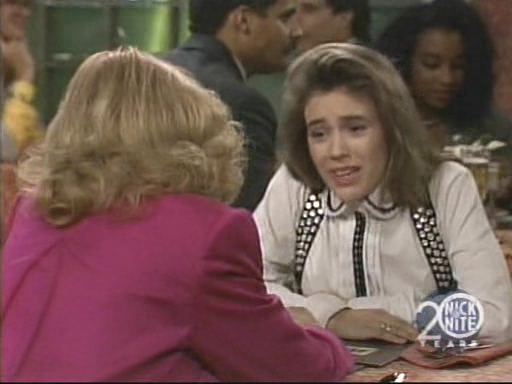 Charmed-Online_dot_nl_WhosTheBoss5x06-1006.jpg Charmed-Online_dot_nl_WhosTheBoss5x06-1006.jpg